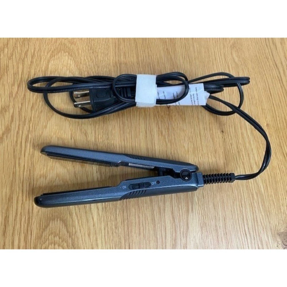 Bella Pro Flat Iron Hair Straightener 6 inch Blue Good Ceramic Plates BB00305